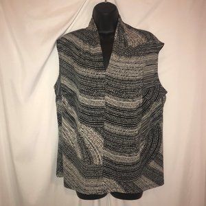 Jones Studio Black & White V Neck Top, Size 2X